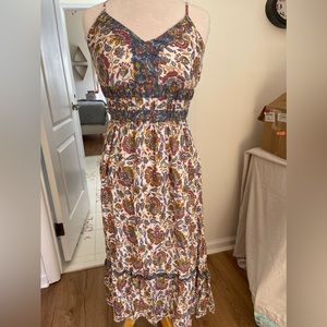 Woman’s maxi dress